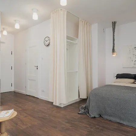 Biala Kamienica Patio By Lookap Łódź